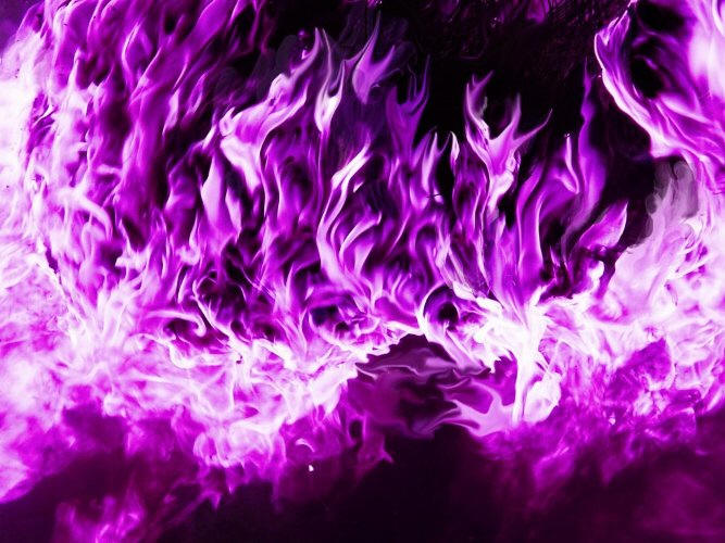 Resultado de imagem para chama violeta